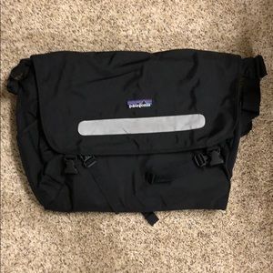 Patagonia Critical Mass XL Bag w/ Laptop Sleeve